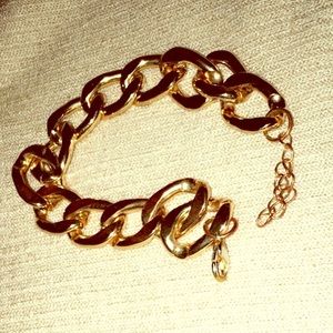 2/15$☪️. • Faux✨Gold⭐️Bracelet